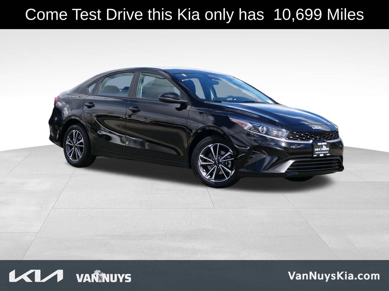 2022 Kia Forte LXS — Sedan — 10,699 mi — Van Nuys, CA