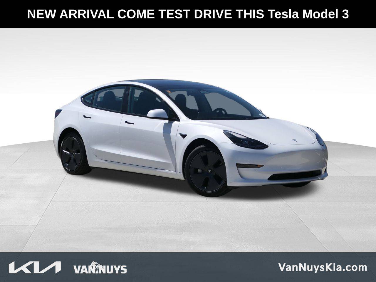 2022 Tesla Model 3 Standard Range Plus — Sedan — 29,641 mi — Van Nuys, CA
