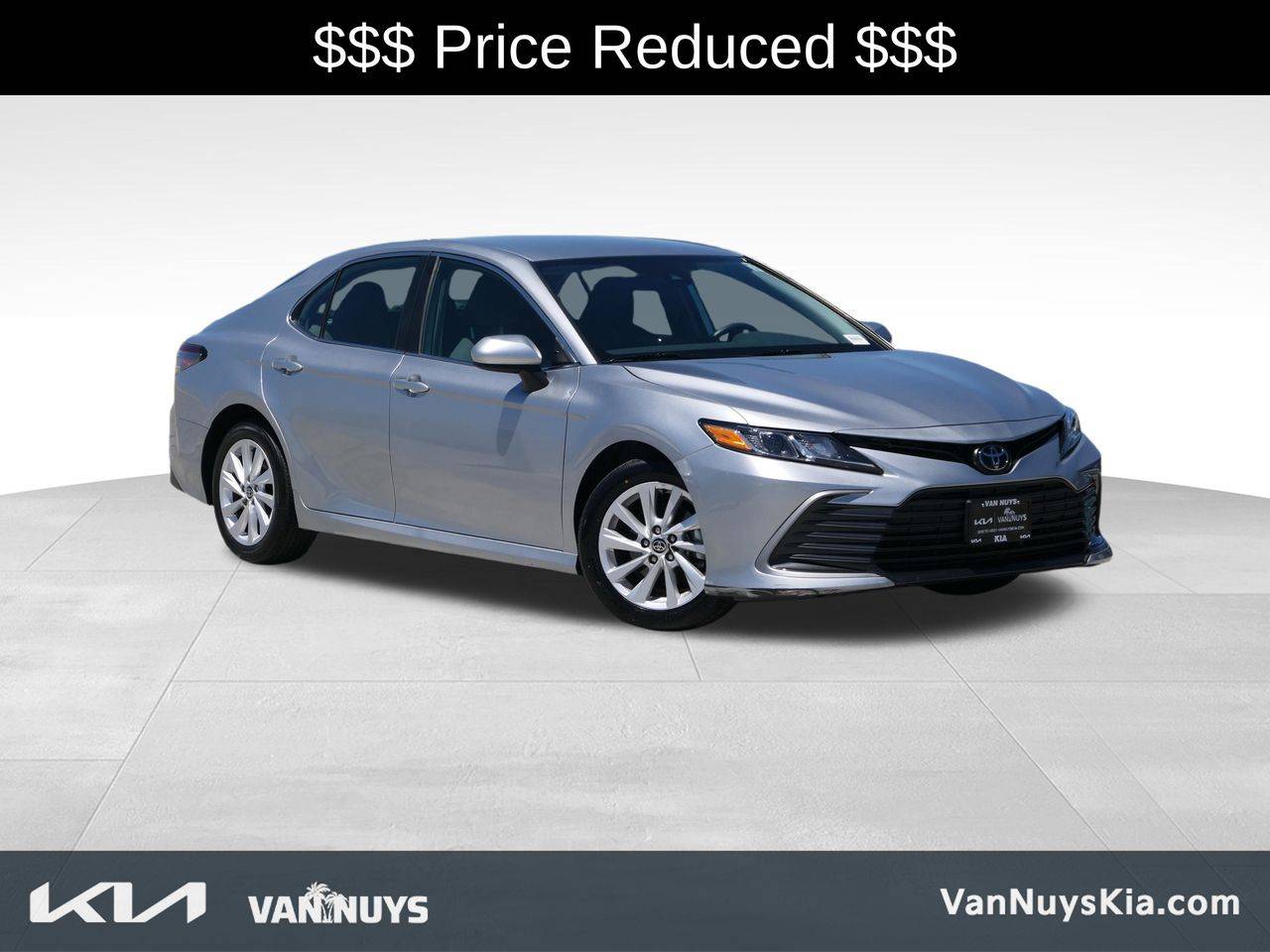 2023 Toyota Camry LE — Sedan — 24,379 mi — Van Nuys, CA