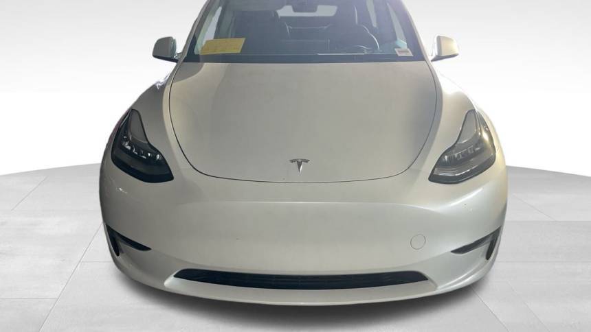 2023 Tesla Model Y Long Range — SUV — 20,272 mi — Van Nuys, CA