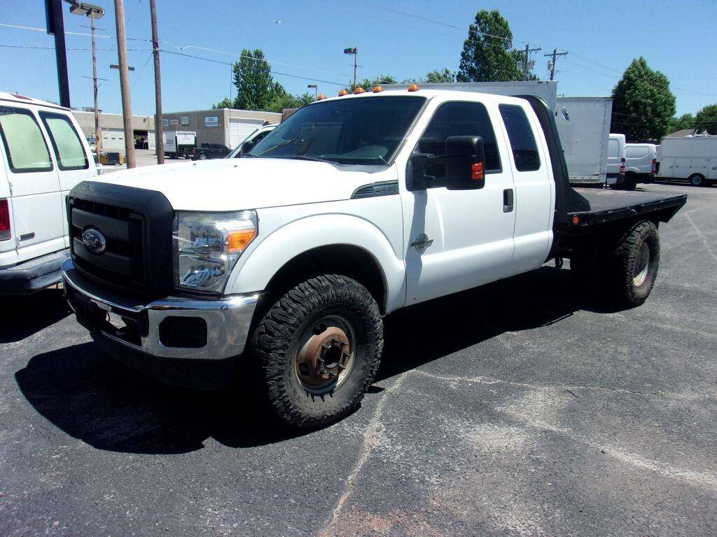 2014 Ford Super Duty F-350 Chassis Cab XL — Chassis Cab Truck — 213,374 mi — Bethany, OK