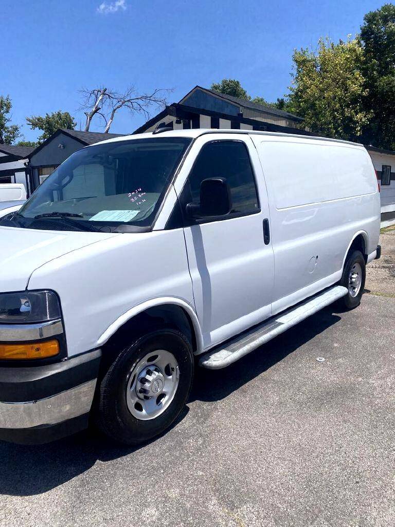 2024 Chevrolet Express Cargo Van Base — Cargo Van — 10,783 mi — Bethany, OK