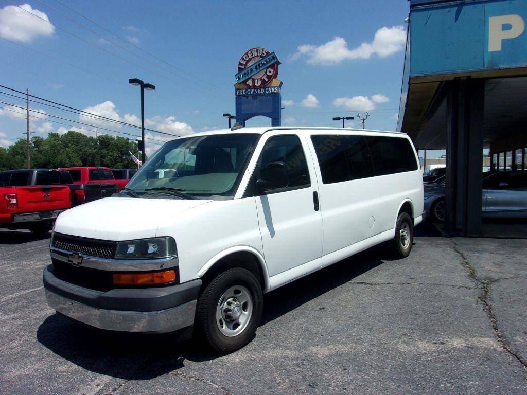 2017 Chevrolet Express Passenger LT — Passenger Van — 110,167 mi — Bethany, OK