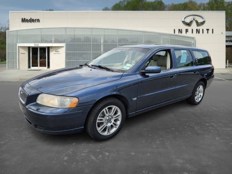 2006 Volvo V70 2.4L — Wagon — 143,311 mi — Winston-Salem, NC