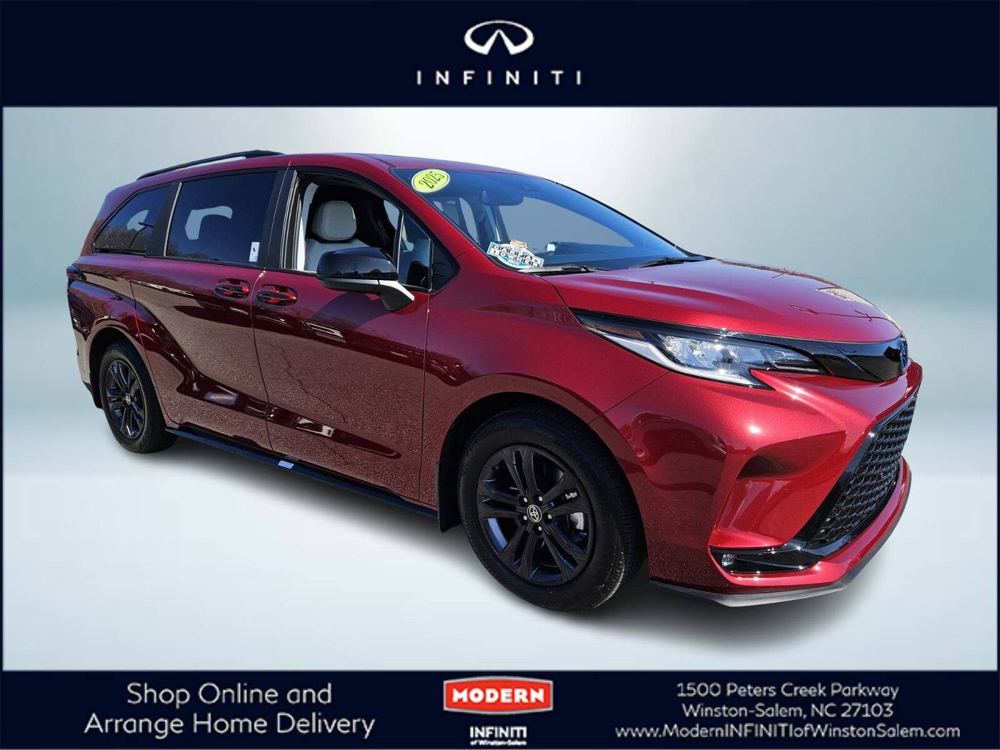 2025 Toyota Sienna XSE — Minivan — 257 mi — Winston-Salem, NC