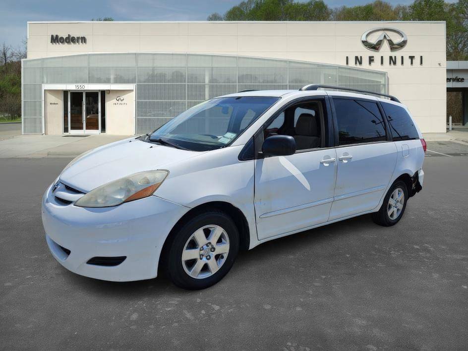 2010 Toyota Sienna LE — Minivan — 205,906 mi — Winston-Salem, NC