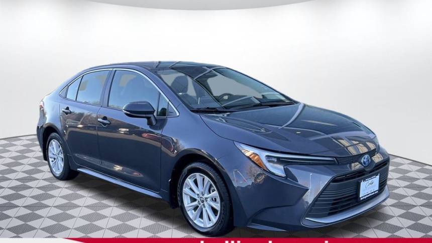 2023 Toyota Corolla Hybrid XLE — Sedan — 30,762 mi — Bellingham, WA