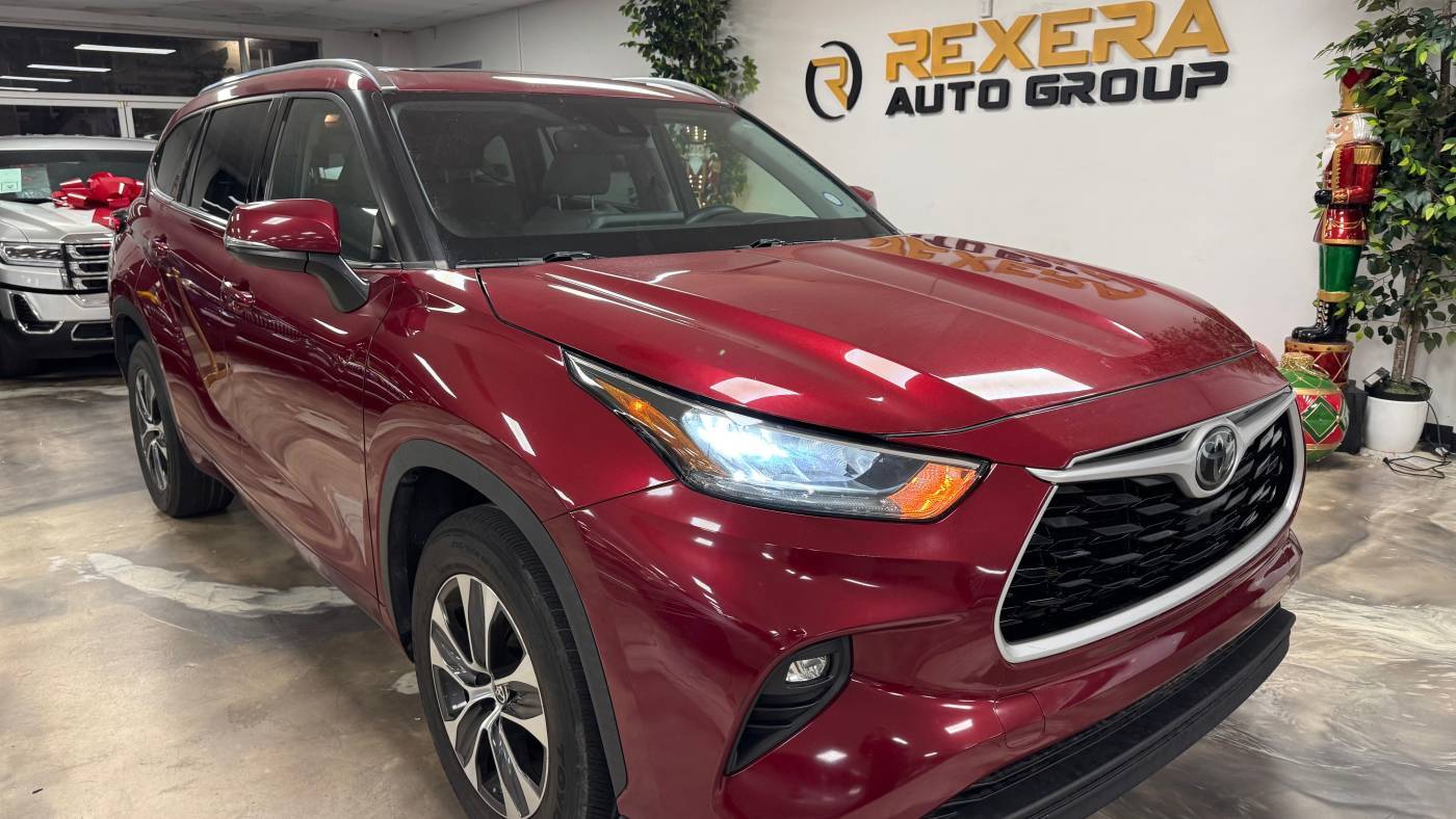 2020 Toyota Highlander XLE — SUV — 61,061 mi — Santa Ana, CA