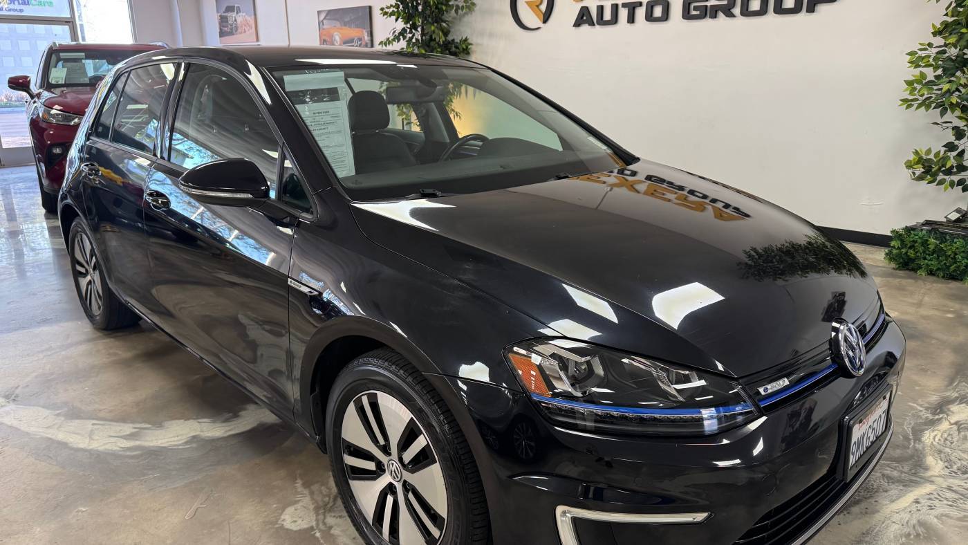 2016 Volkswagen e-Golf SEL Premium — Hatchback — 52,145 mi — Santa Ana, CA