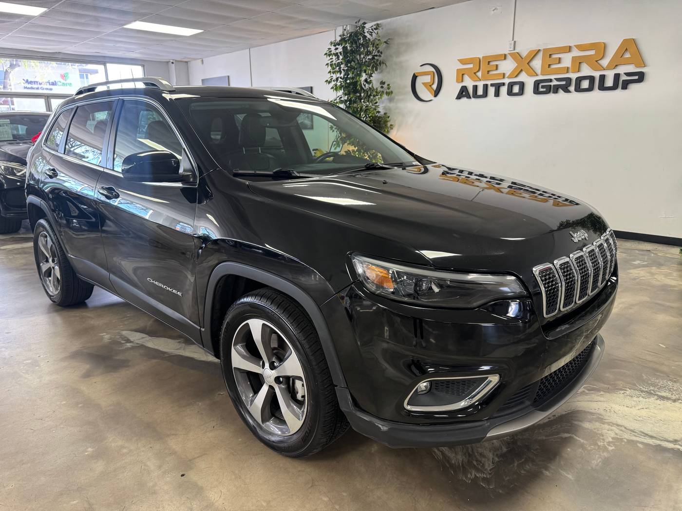 2019 Jeep Cherokee Limited — SUV — 106,687 mi — Santa Ana, CA