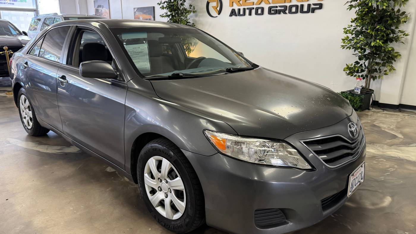 2011 Toyota Camry LE — Sedan — 250,946 mi — Santa Ana, CA