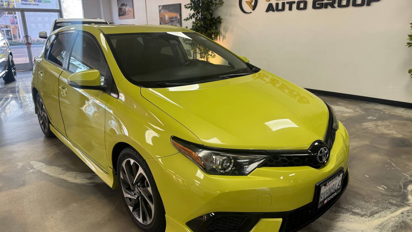 2018 Toyota Corolla iM iM — Hatchback — 105,857 mi — Santa Ana, CA