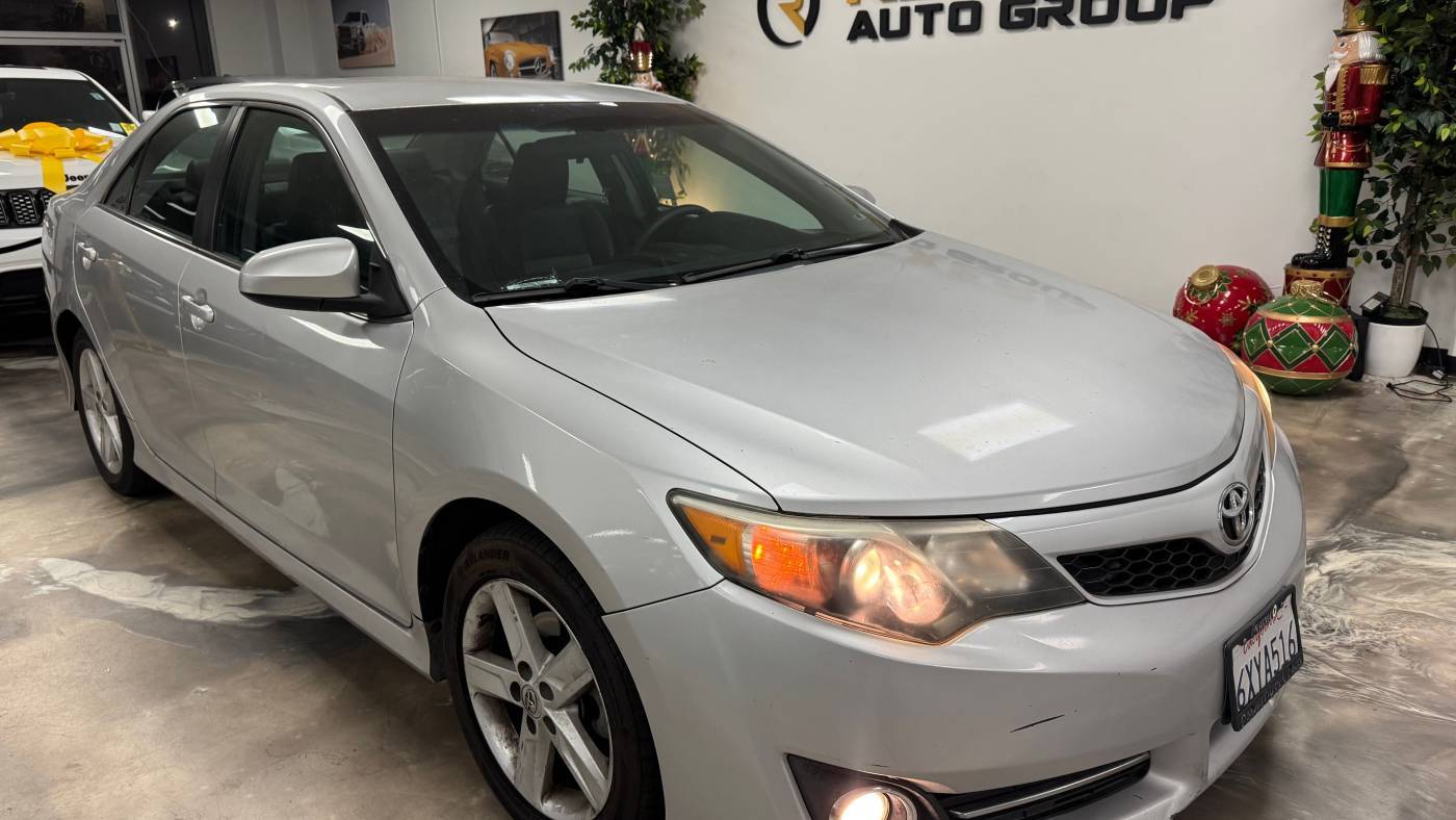2012 Toyota Camry SE — Sedan — 154,491 mi — Santa Ana, CA