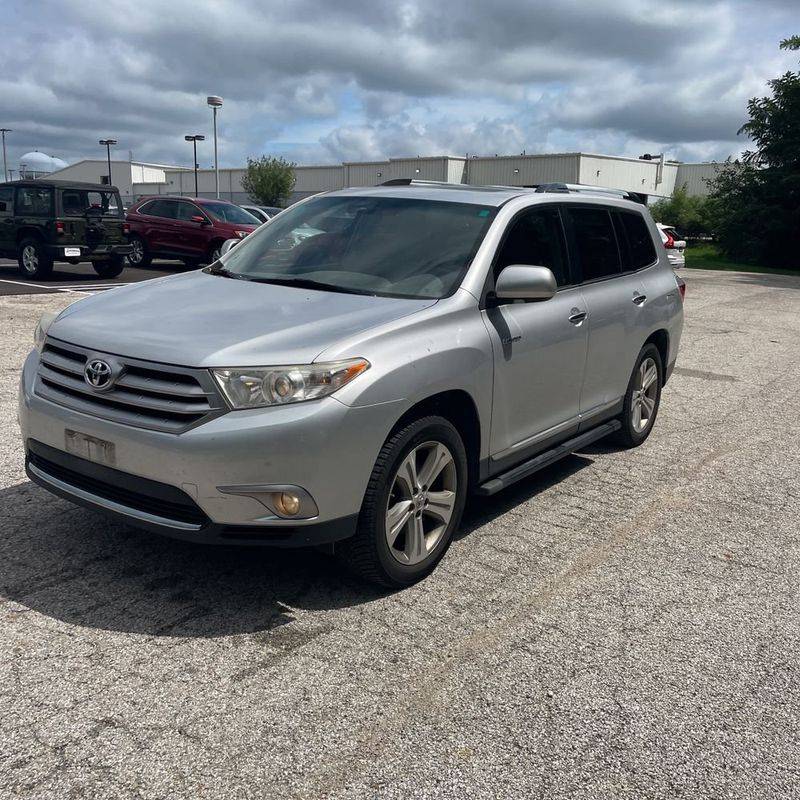 2013 Toyota Highlander Limited — SUV — 179,607 mi — Carlstadt, NJ