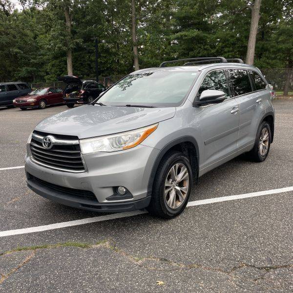 2014 Toyota Highlander XLE — SUV — 142,564 mi — Carlstadt, NJ