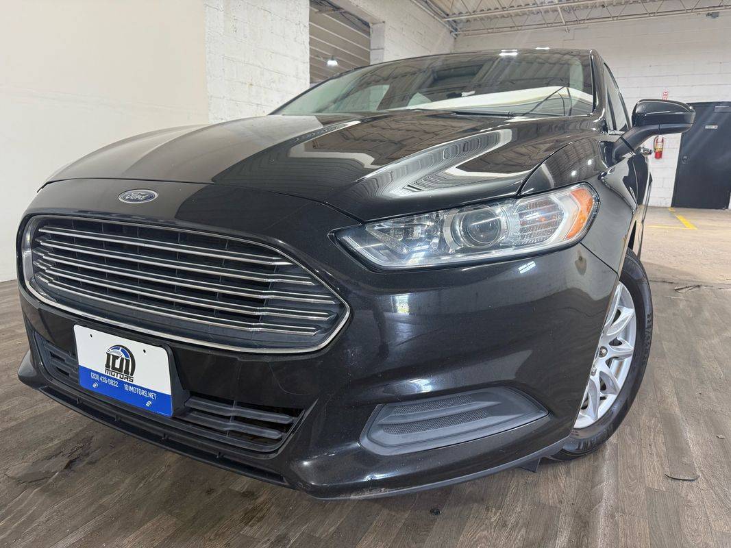 2015 Ford Fusion S — Sedan — 123,149 mi — Carlstadt, NJ