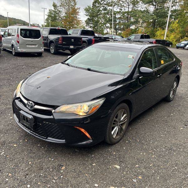 2016 Toyota Camry SE — Sedan — 160,800 mi — Carlstadt, NJ