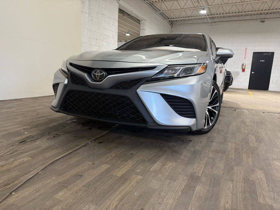 2020 Toyota Camry SE — Sedan — 137,784 mi — Carlstadt, NJ