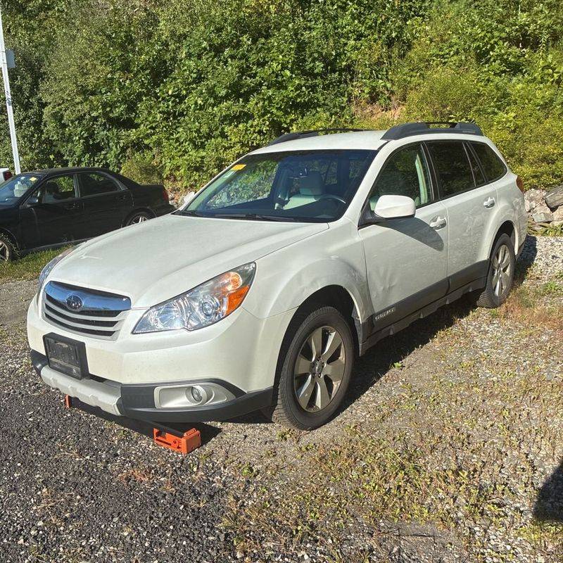 2012 Subaru Outback 2.5i Limited — SUV — 131,347 mi — Carlstadt, NJ