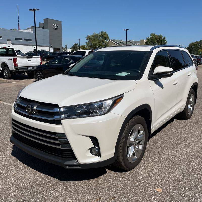 2017 Toyota Highlander Limited — SUV — 142,542 mi — Carlstadt, NJ
