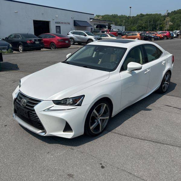 2017 Lexus IS IS 300 — Sedan — 99,019 mi — Carlstadt, NJ