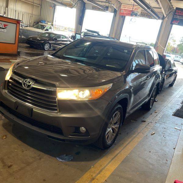 2014 Toyota Highlander XLE — SUV — 165,365 mi — Carlstadt, NJ