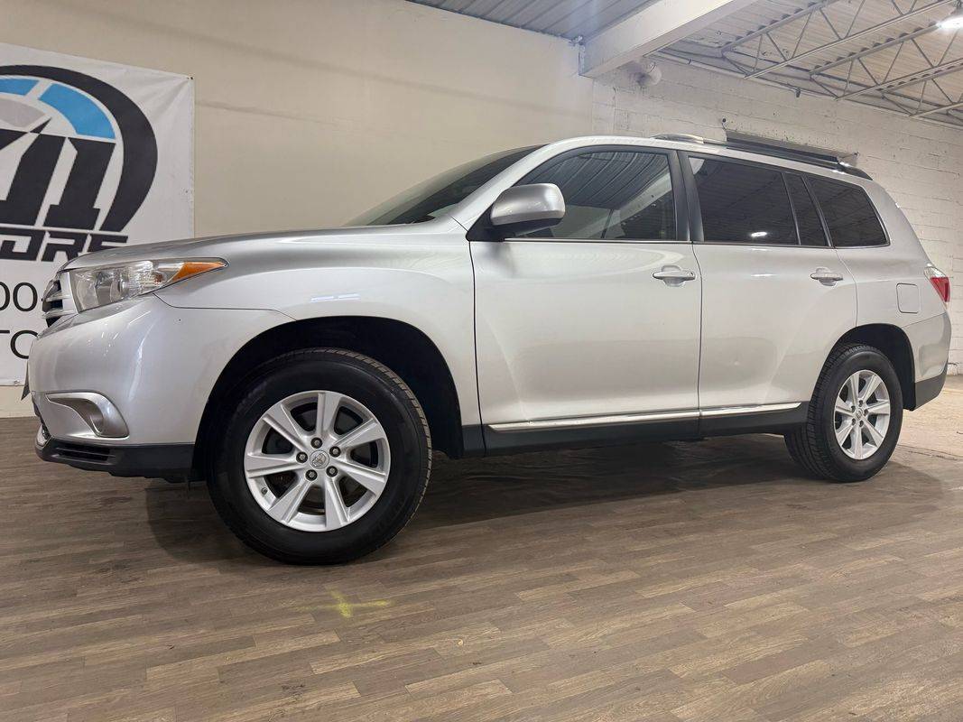 2013 Toyota Highlander SE V6 — SUV — 149,586 mi — Elizabeth, NJ