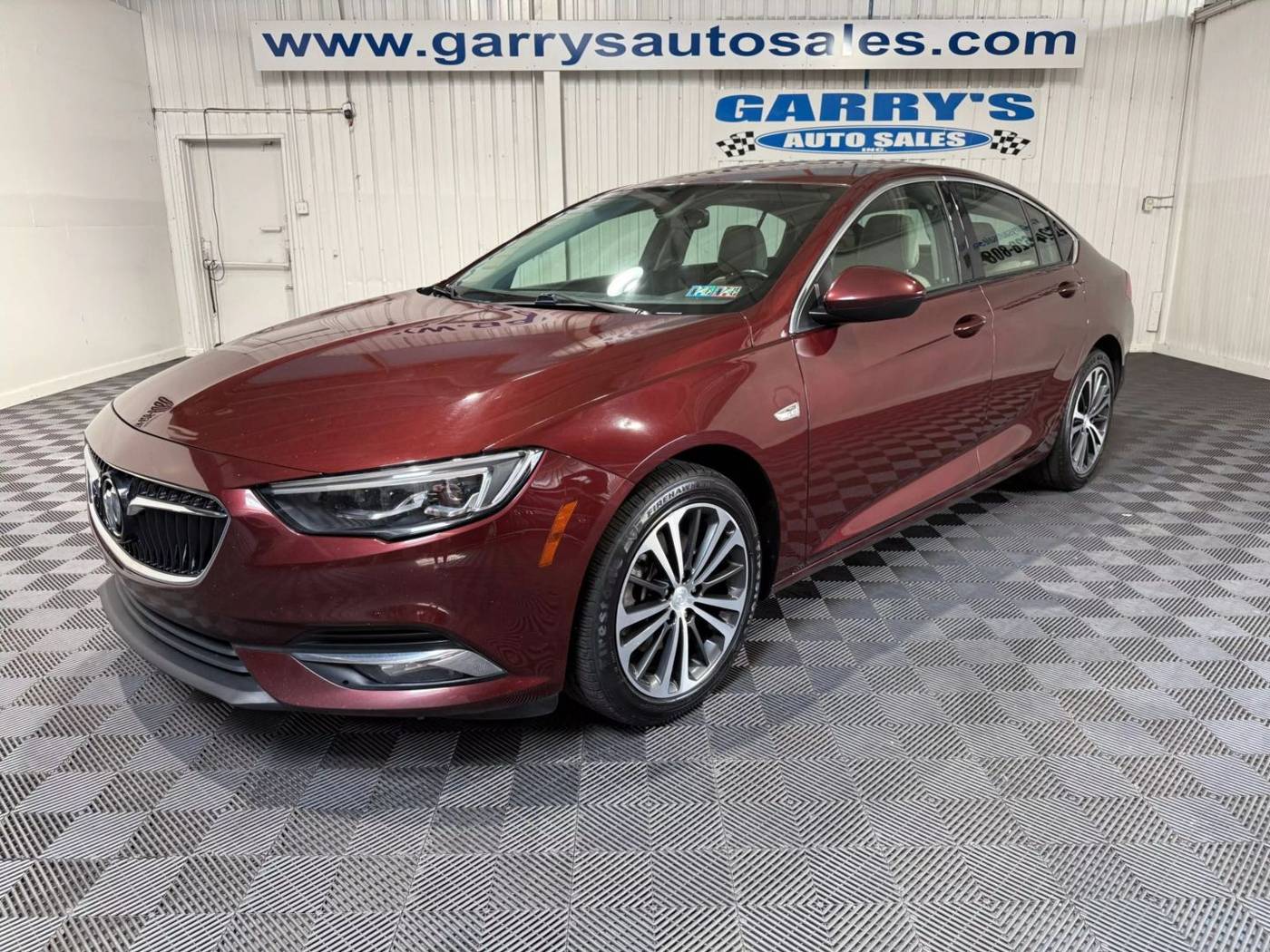 2019 Buick Regal Sportback Essence