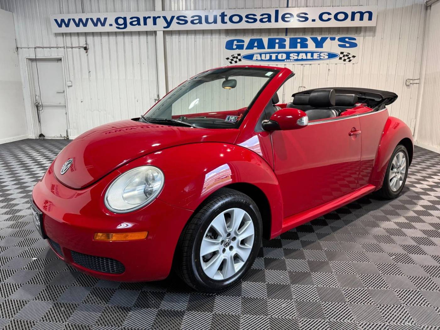 2009 Volkswagen New Beetle S — Convertible — 45,784 mi — Dunbar, PA