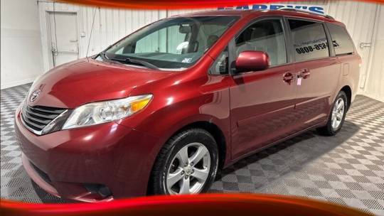 2012 Toyota Sienna LE — Minivan — 150,544 mi — Dunbar, PA