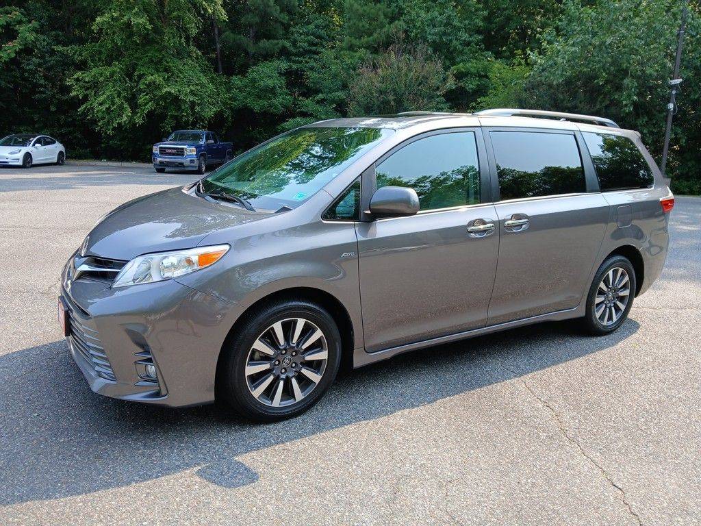 2020 Toyota Sienna XLE — Minivan — 91,458 mi — Chesapeake, VA