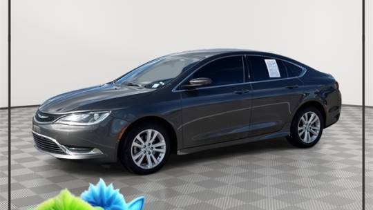 2017 Chrysler 200 Limited Platinum — Sedan — 73,978 mi — Wheat Ridge, CO