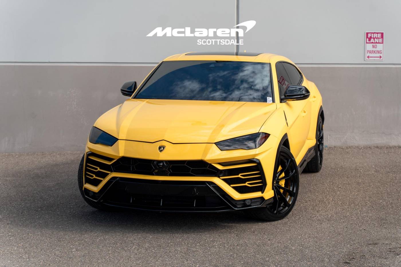 2021 Lamborghini Urus Standard