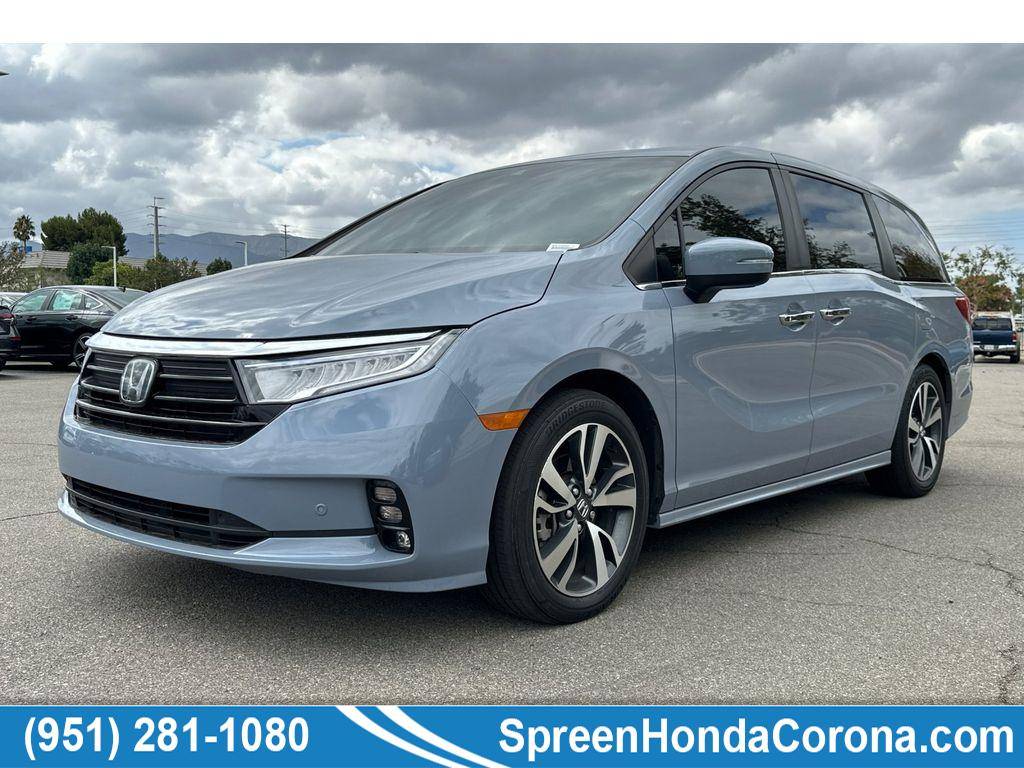 2023 Honda Odyssey Touring — Minivan — 42,740 mi — Corona, CA