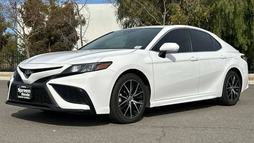 2023 Toyota Camry SE — Sedan — 27,937 mi — Corona, CA