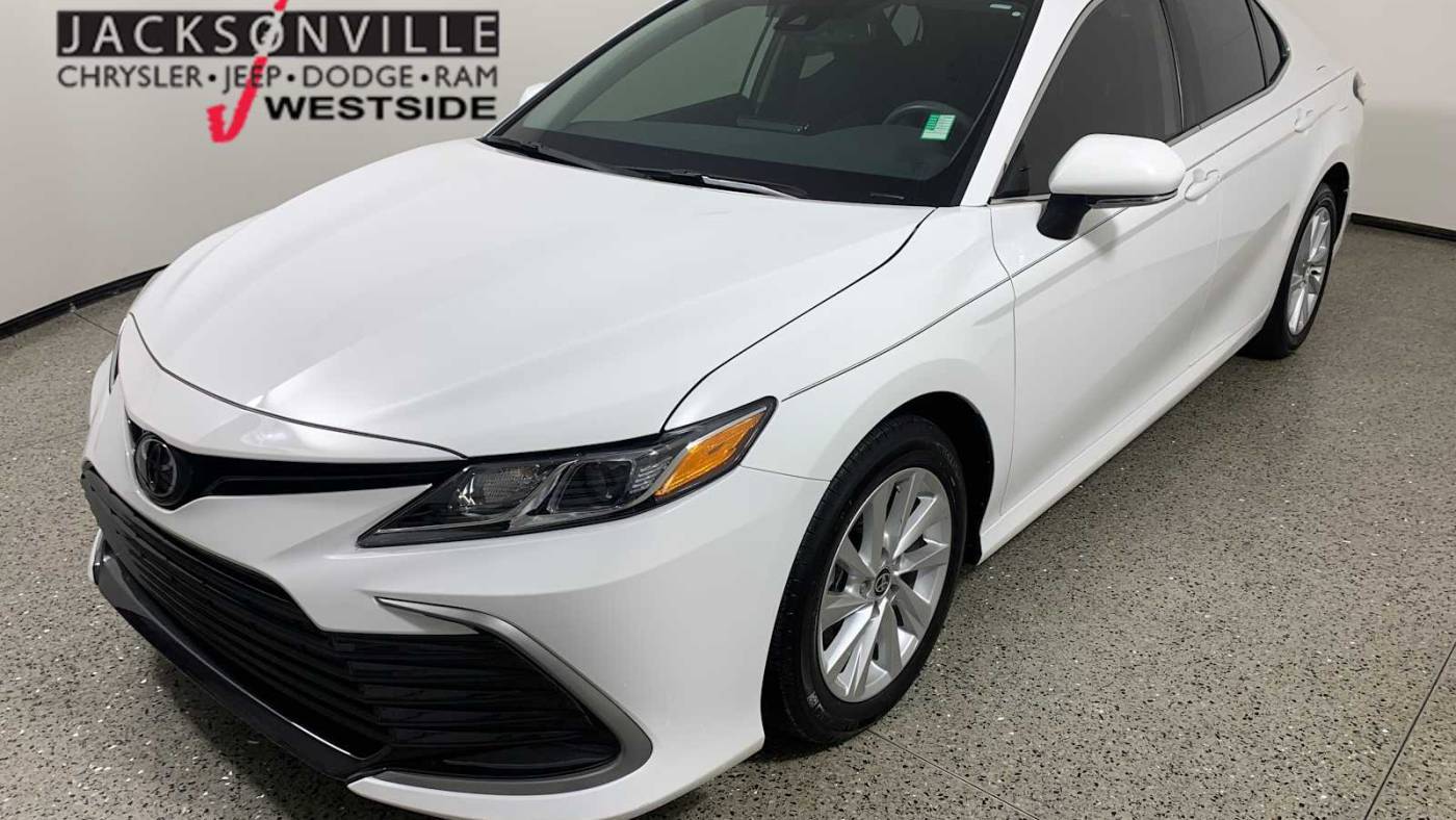2024 Toyota Camry LE — Sedan — 6,255 mi — Jacksonville, FL
