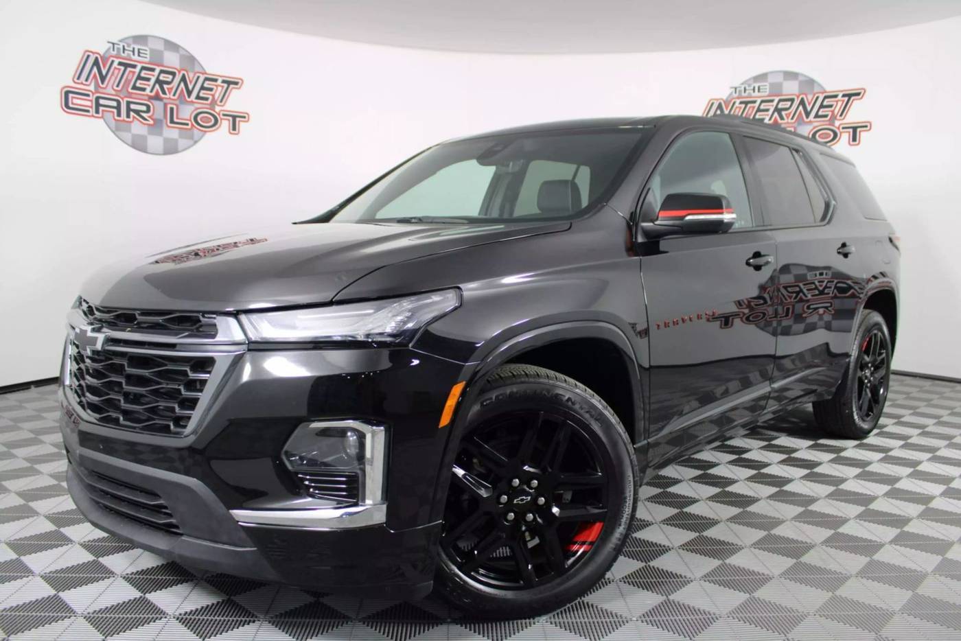 2023 Chevrolet Traverse Premier — SUV — 28,410 mi — Council Bluffs, IA