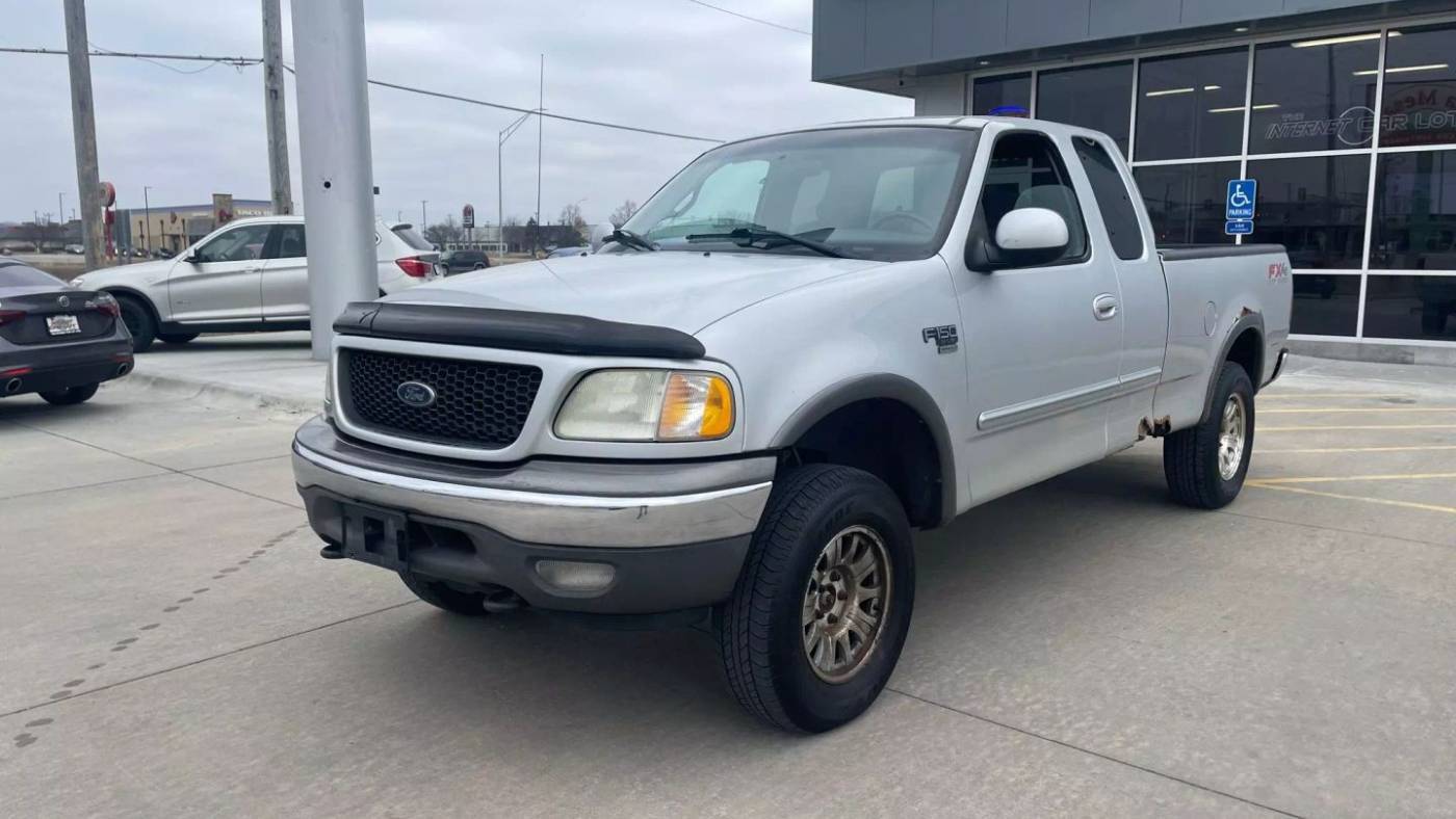 2002 Ford F-150 Lariat — Pickup Truck — 278,586 mi — Council Bluffs, IA