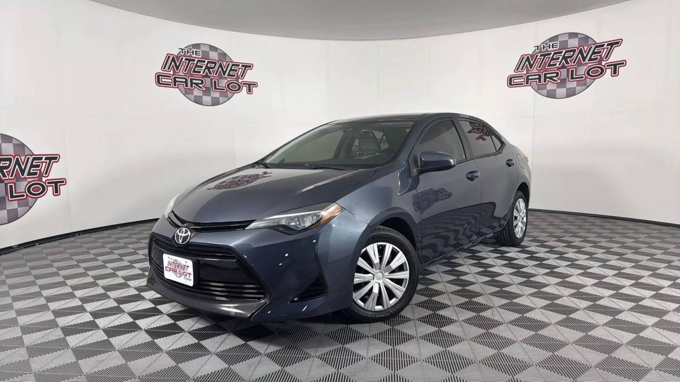 2018 Toyota Corolla LE — Sedan — 48,135 mi — Council Bluffs, IA