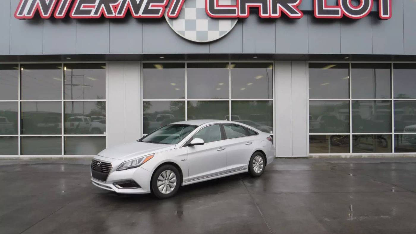 2016 Hyundai Sonata Hybrid SE — Sedan — 25,589 mi — Council Bluffs, IA