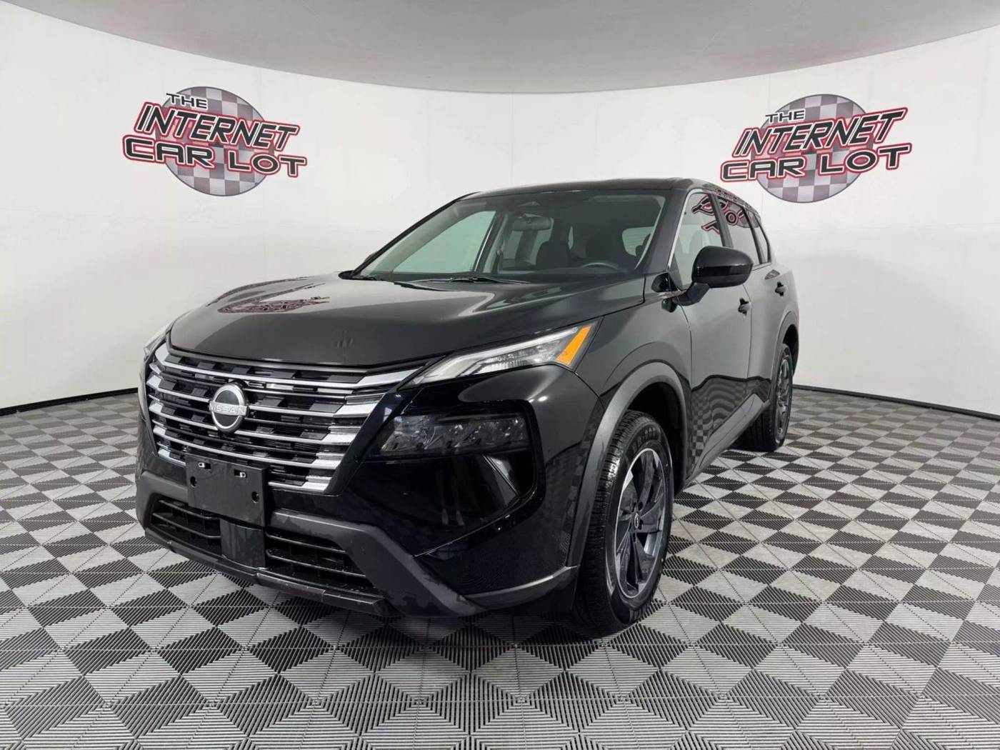 2024 Nissan Rogue SV — SUV — 23,099 mi — Council Bluffs, IA