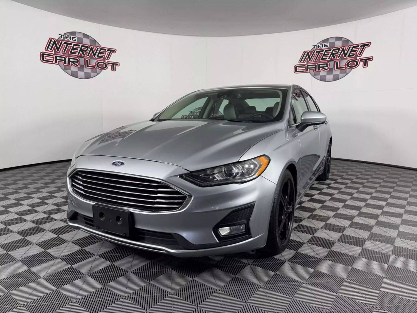 2020 Ford Fusion SE — Sedan — 51,173 mi — Council Bluffs, IA