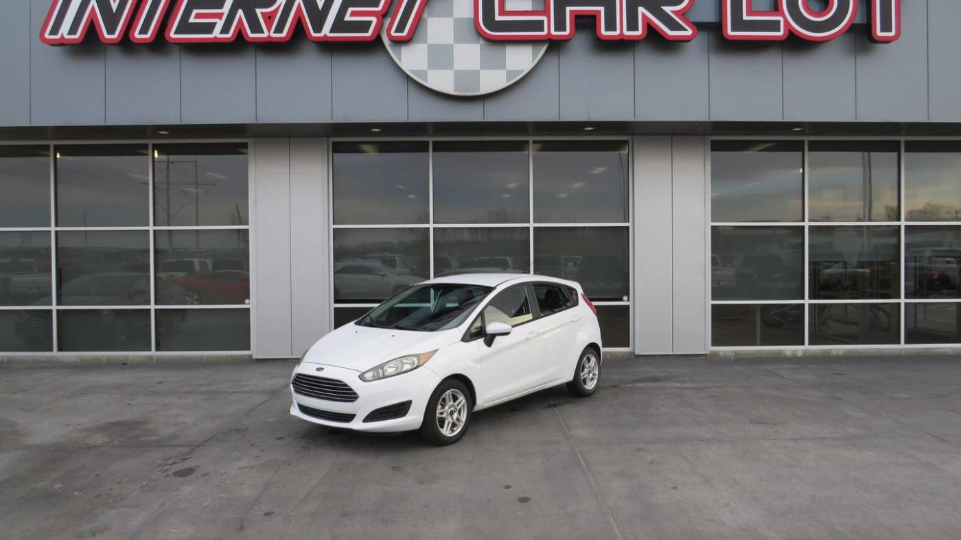 2017 Ford Fiesta SE — Hatchback — 51,930 mi — Council Bluffs, IA