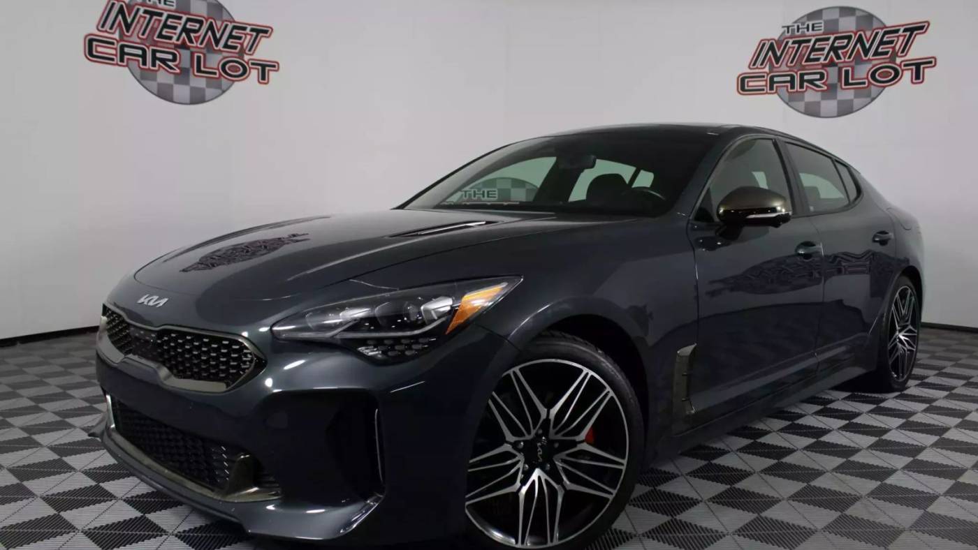 2022 Kia Stinger GT2 — Hatchback — 23,152 mi — Council Bluffs, IA