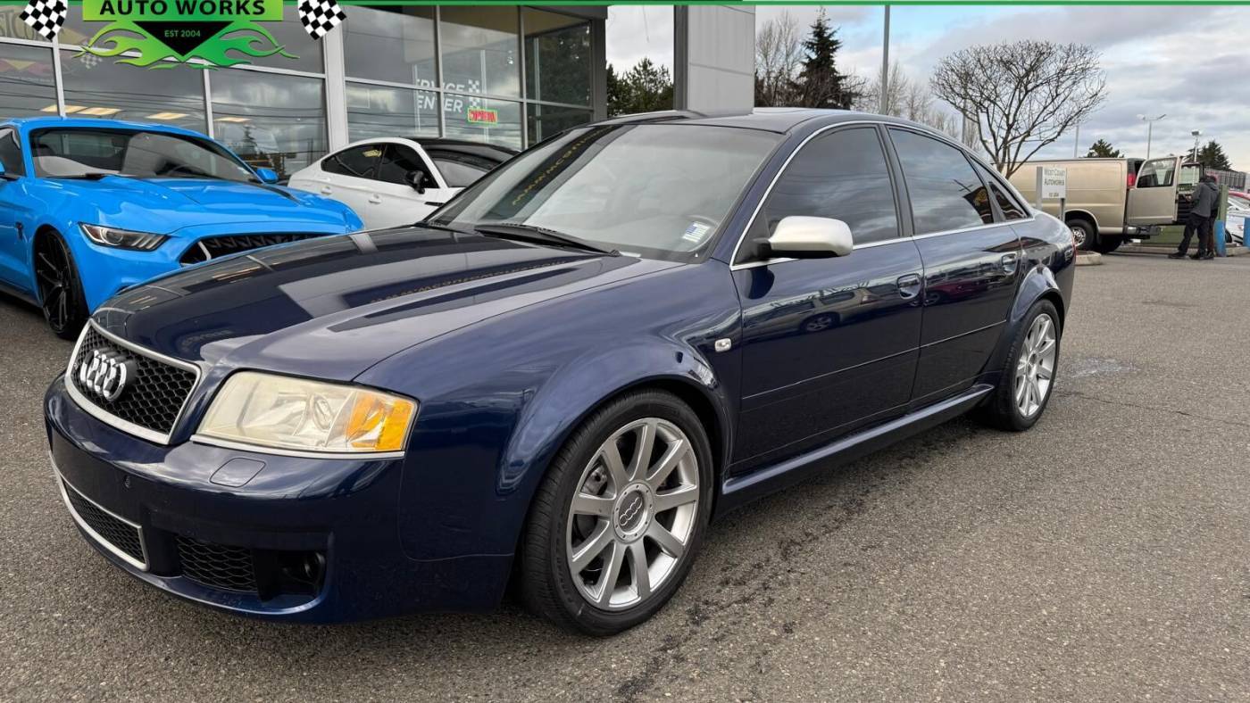 2003 Audi RS6 quattro