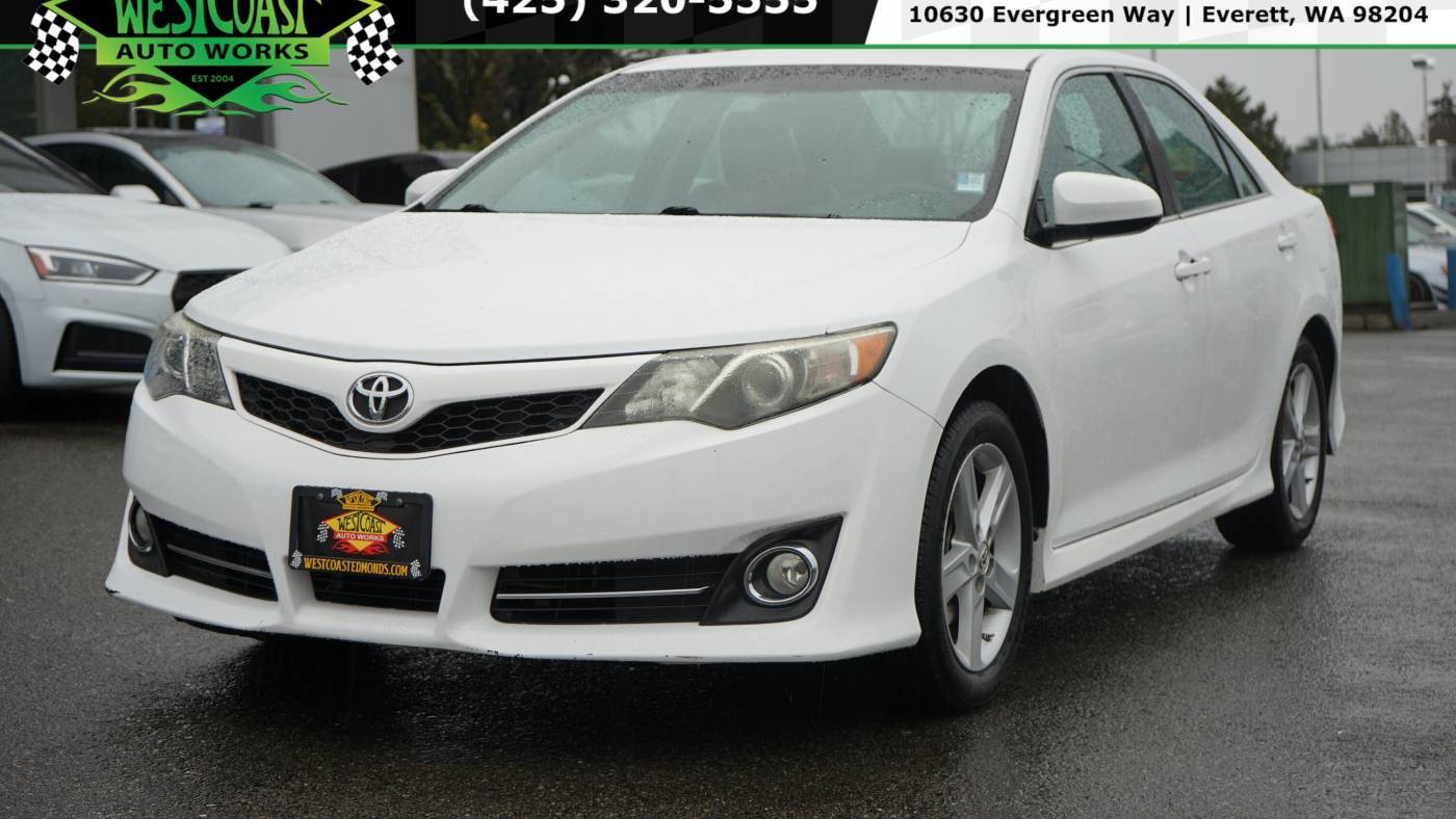 2013 Toyota Camry SE