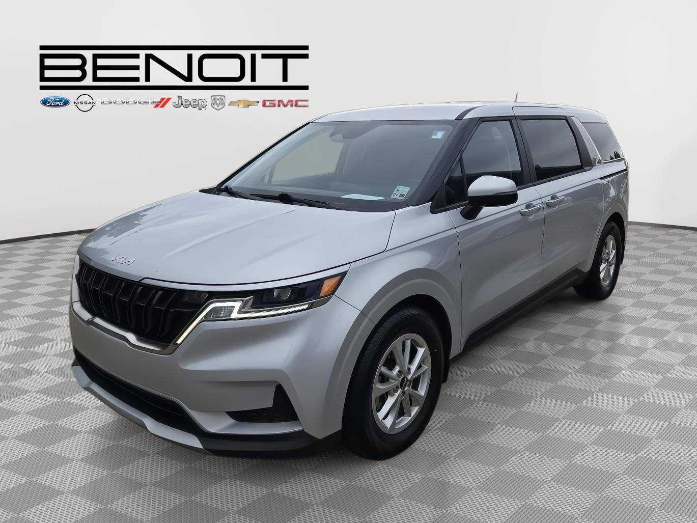 2023 Kia Carnival LXS — Minivan — 43,442 mi — DeRidder, LA