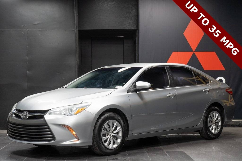 2015 Toyota Camry LE — Sedan — 73,344 mi — Redondo Beach, CA