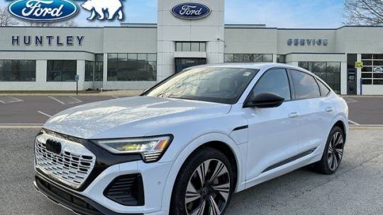 2024 Audi Q8 e-tron S line Prestige — SUV — 22,939 mi — Huntley, IL