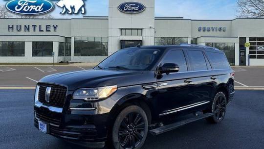2023 Lincoln Navigator Reserve — SUV — 21,943 mi — Huntley, IL